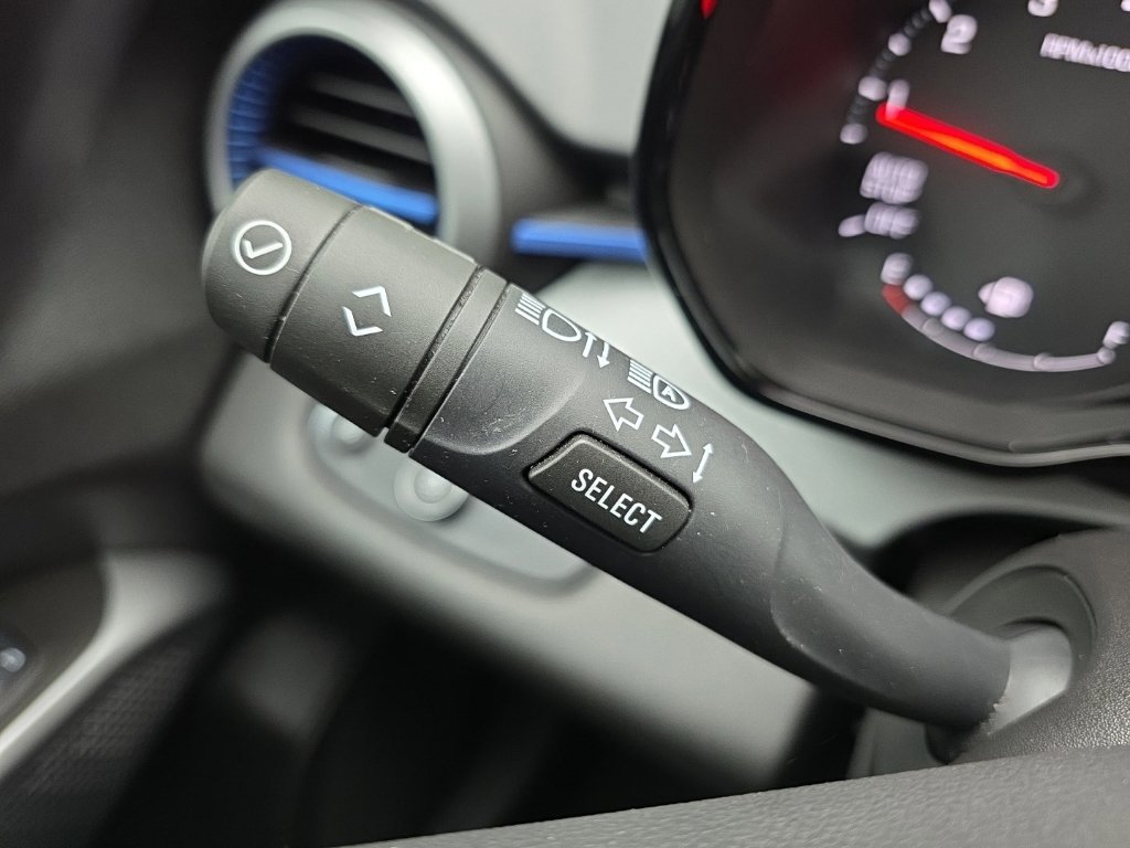 Used 2024 Chevrolet Trax LS FWD image 27