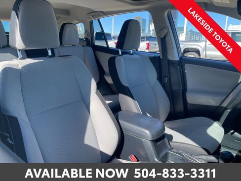 Used 2016 Toyota RAV4 XLE image 16