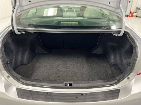 Used 2012 Toyota Corolla LE FWD image 22