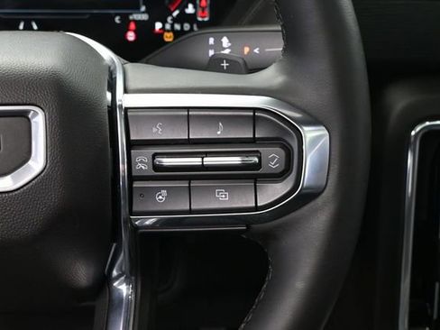 Used 2025 GMC Yukon Denali w/ Sun & Power Step Package AWD/4WD image 31