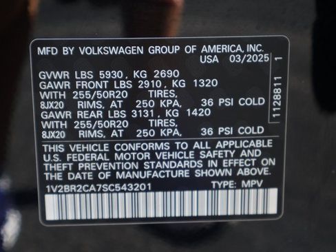 Certified 2025 Volkswagen Atlas SEL image 28