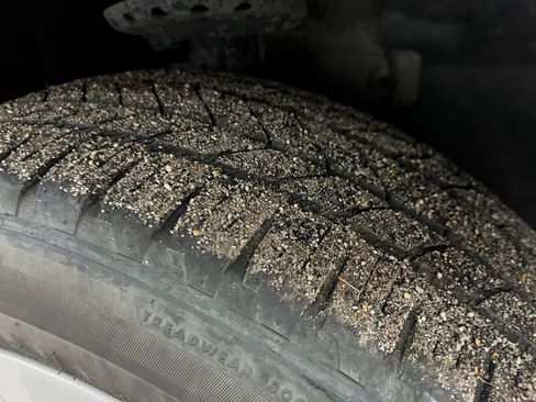 Used 2020 Land Rover Discovery Sport SE image 44