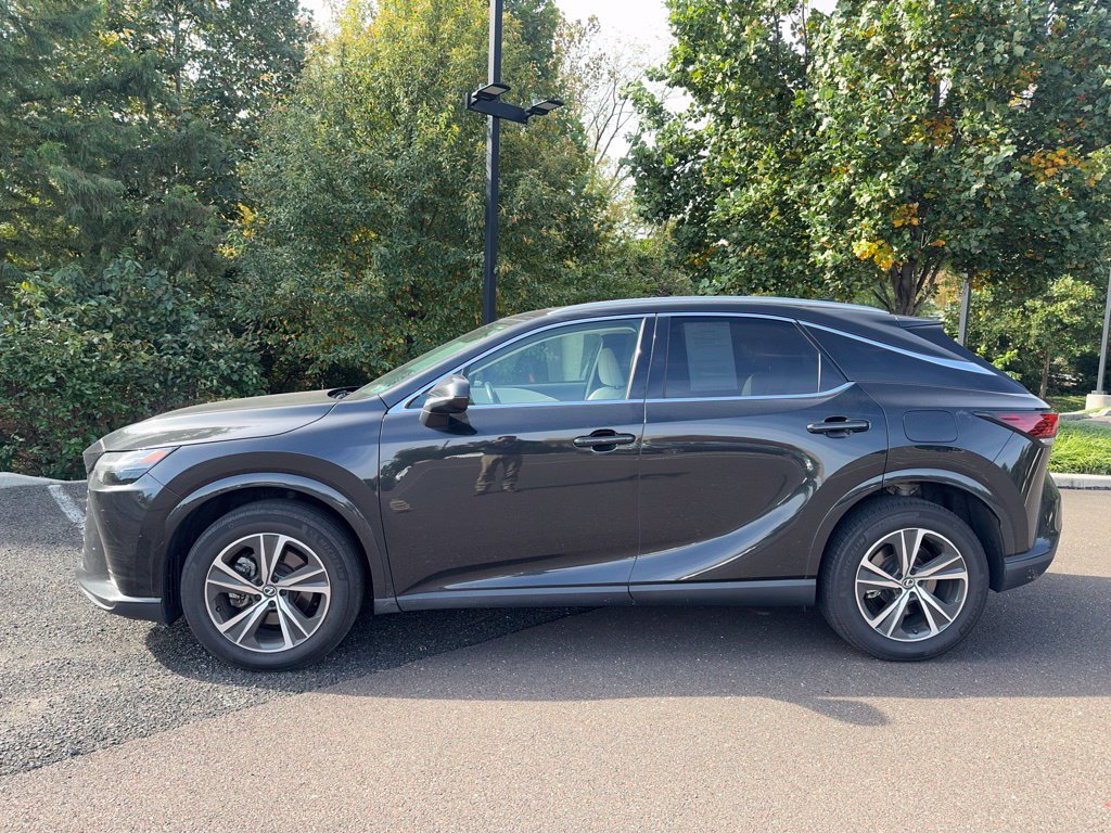 Used 2024 Lexus RX 350 Premium w/ Accessory Package (Z1) AWD/4WD image 2