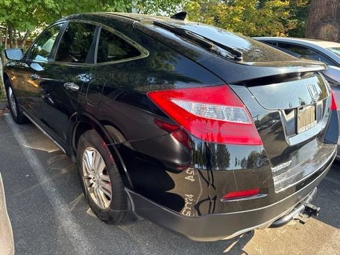 Used 2013 Honda Crosstour EX image 3