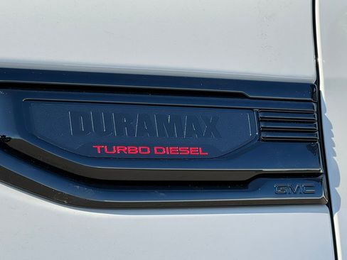 New 2026 GMC Sierra 1500 AT4 image 2