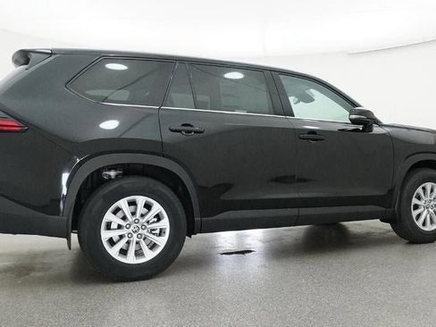 New 2026 Toyota Grand Highlander XLE image 26