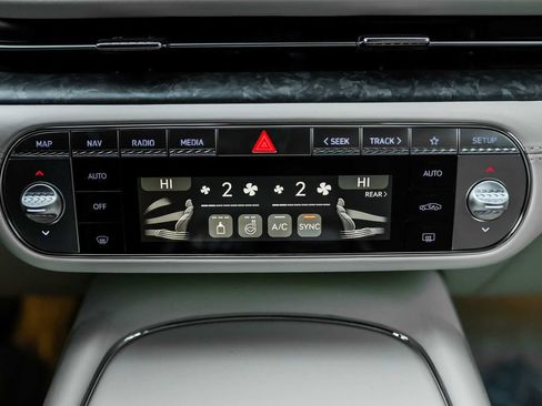 New 2026 Genesis G90 3.5T image 19