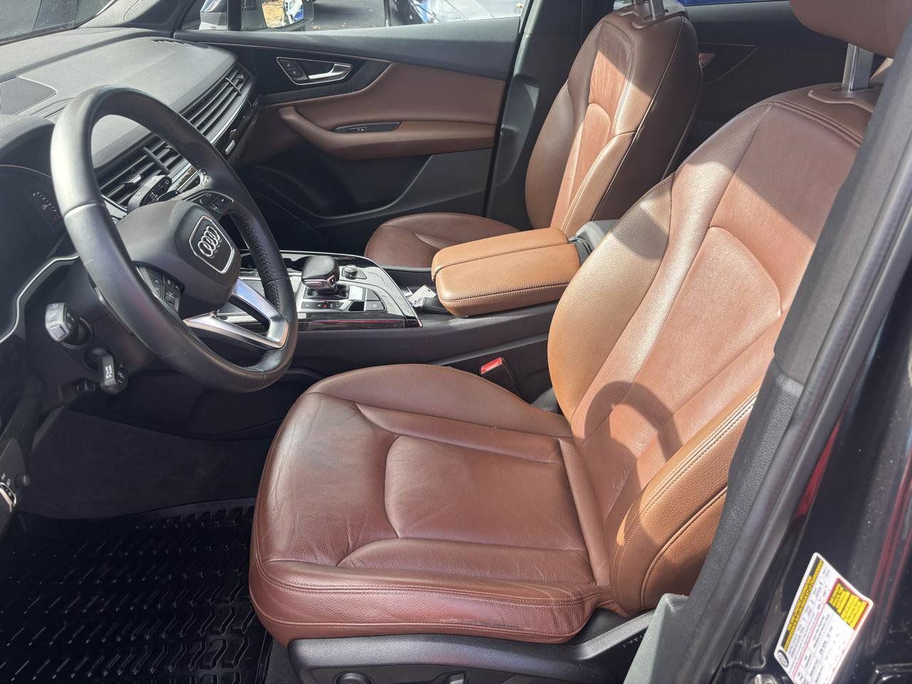 Used 2018 Audi Q7 3.0T Premium Plus w/ Premium Plus Package AWD/4WD image 8