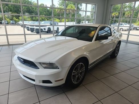 Used 2012 Ford Mustang Premium w/ Security Pkg RWD image 4