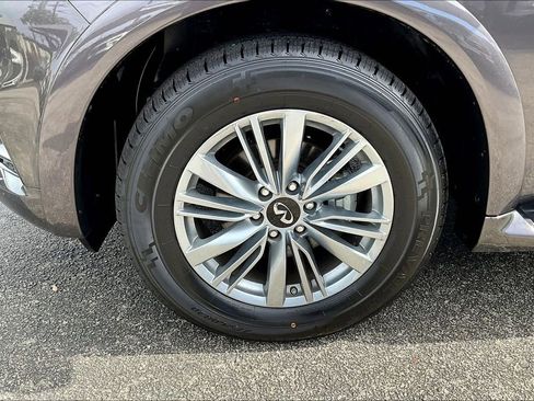 Certified 2024 INFINITI QX80 Luxe AWD/4WD image 13