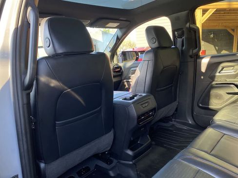 Used 2025 Chevrolet Silverado EV RST AWD/4WD image 15