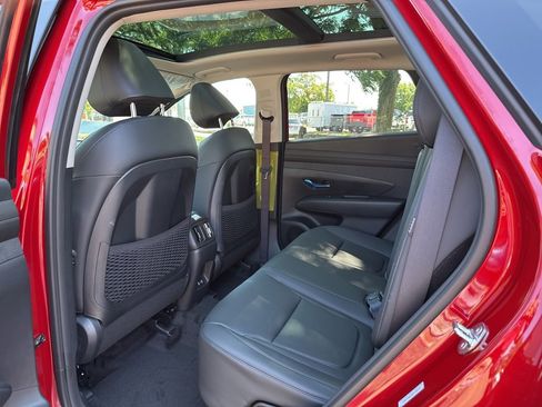 New 2025 Hyundai Tucson SEL image 16