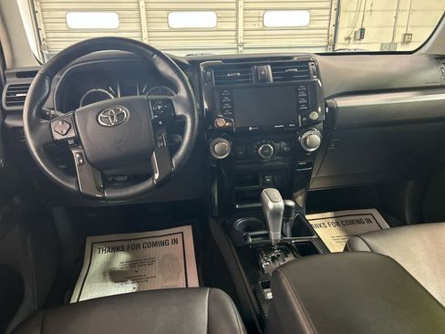 Used 2023 Toyota 4Runner TRD Off-Road Premium w/ Off Road Premium Plus Package AWD/4WD image 4