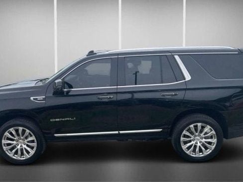Used 2023 GMC Yukon Denali AWD/4WD image 11