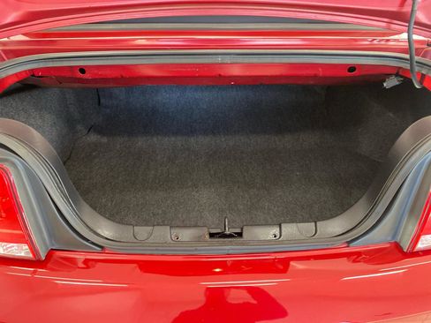 Used 2009 Ford Mustang Convertible image 44