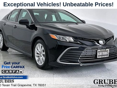 Used 2024 Toyota Camry LE FWD image 1