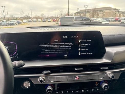 Used 2024 Kia Telluride S w/ S Sunroof Package image 14