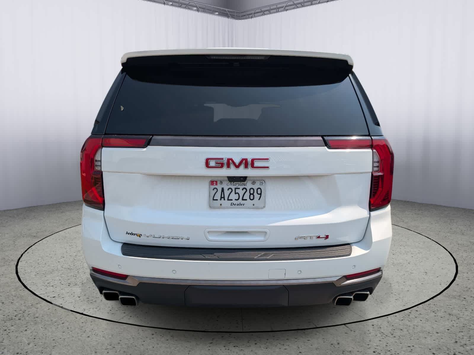 Used 2025 GMC Yukon AT4 Ultimate AWD/4WD image 4