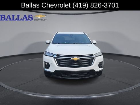 Certified 2023 Chevrolet Traverse LT FWD image 3