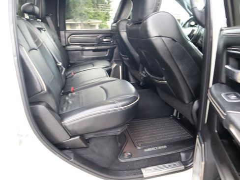 Used 2019 RAM 2500 Limited AWD/4WD image 17
