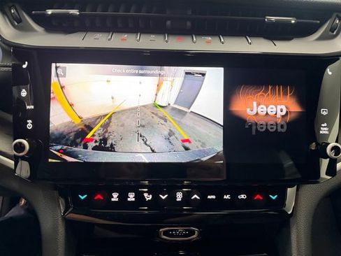New 2026 Jeep Grand Cherokee L Limited AWD/4WD image 18