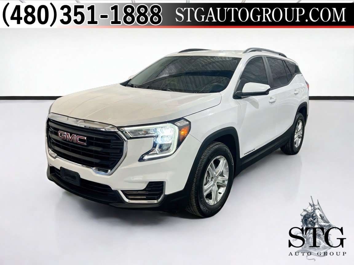 Used 2023 GMC Terrain SLE w/ Driver Convenience Package FWD image 1