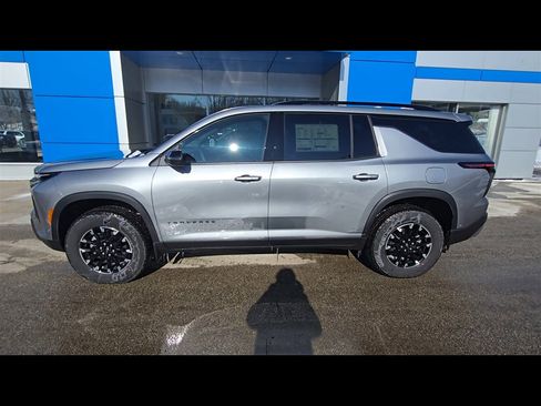 New 2026 Chevrolet Traverse Z71 w/ Enhanced Driving Package image 5