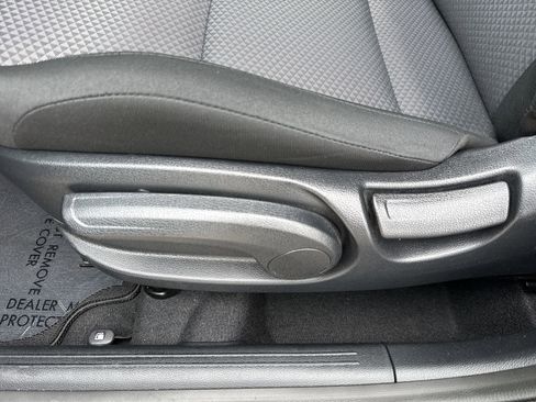 Used 2025 Kia Soul S FWD image 14