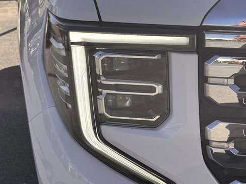 Used 2023 GMC Sierra 1500 Denali w/ Technology Package image 33