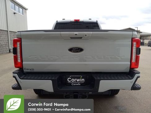 New 2026 Ford F250 Lariat w/ Black Appearance Package image 4