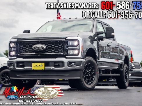 New 2026 Ford F250 Lariat w/ Black Appearance Package image 30