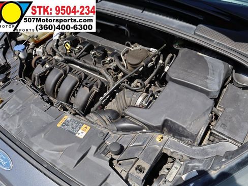 Used 2015 Ford Focus SE w/ Equipment Group 201A FWD image 22