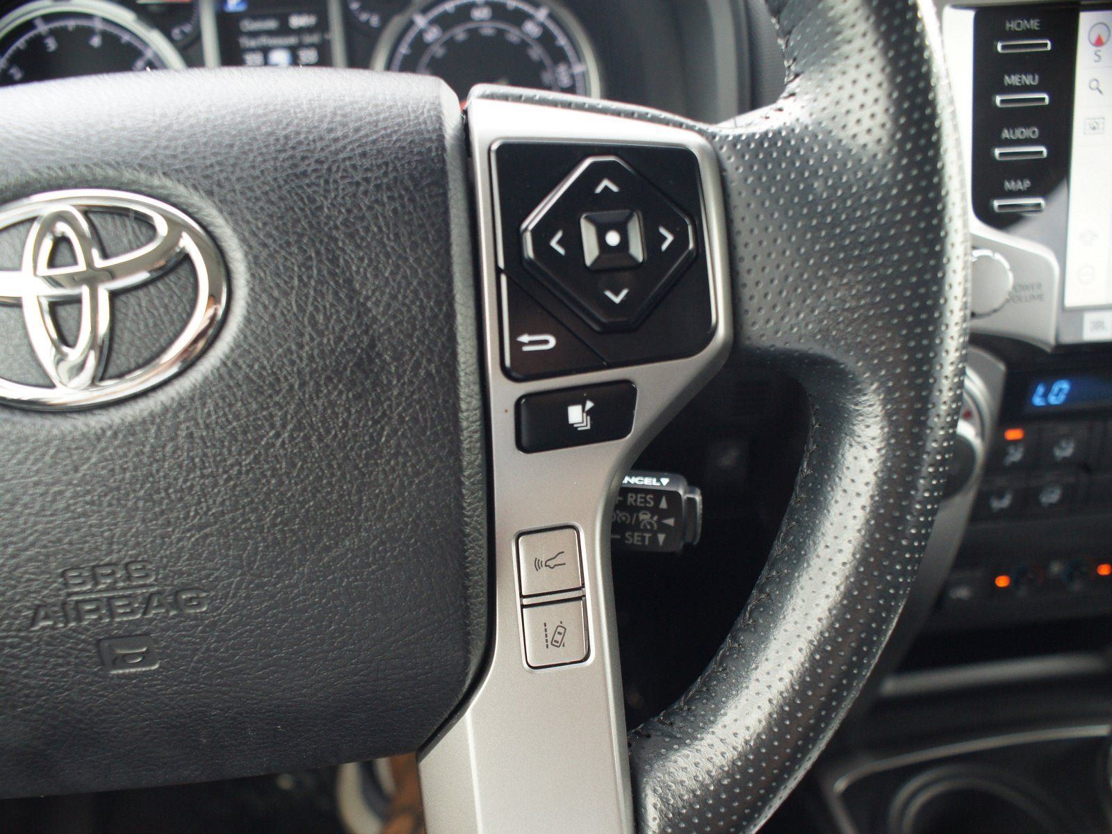 Used 2024 Toyota 4Runner Limited AWD/4WD image 12