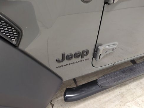 Used 2023 Jeep Wrangler Sport image 8