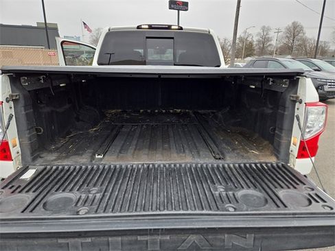 Used 2018 Nissan Titan PRO-4X w/ Pro-4x Utility Package image 34
