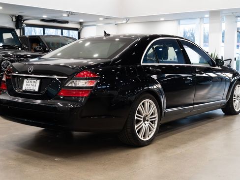Used 2008 Mercedes-Benz S 550 image 4