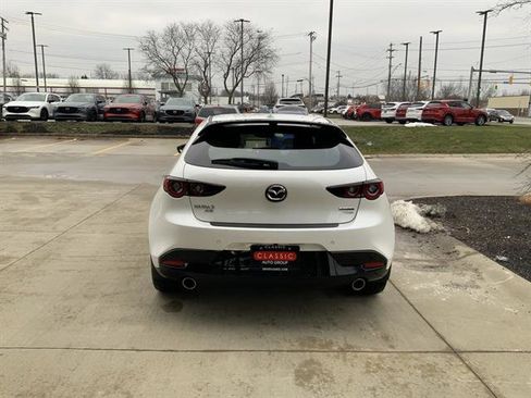 New 2026 MAZDA MAZDA3 Hatchback w/Premium Plus Pkg image 5