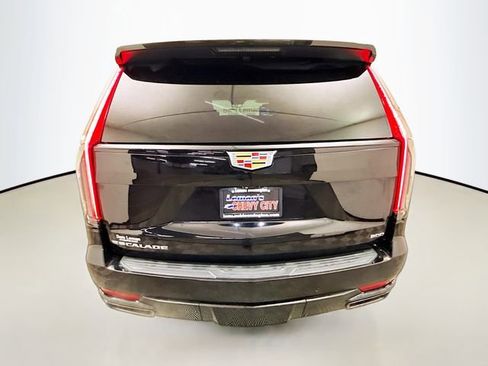 Used 2023 Cadillac Escalade ESV Sport Platinum w/ LPO, ONYX Package image 30