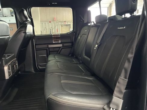 Used 2015 Ford F150 Platinum w/ Equipment Group 701A Luxury AWD/4WD image 16