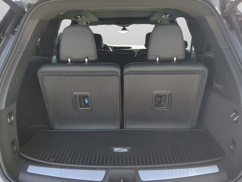 Used 2021 Cadillac XT6 Premium Luxury image 13