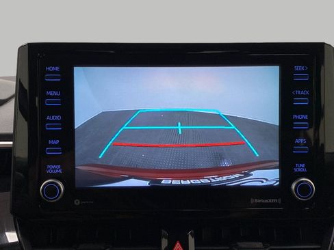 Used 2022 Toyota Corolla LE FWD image 21