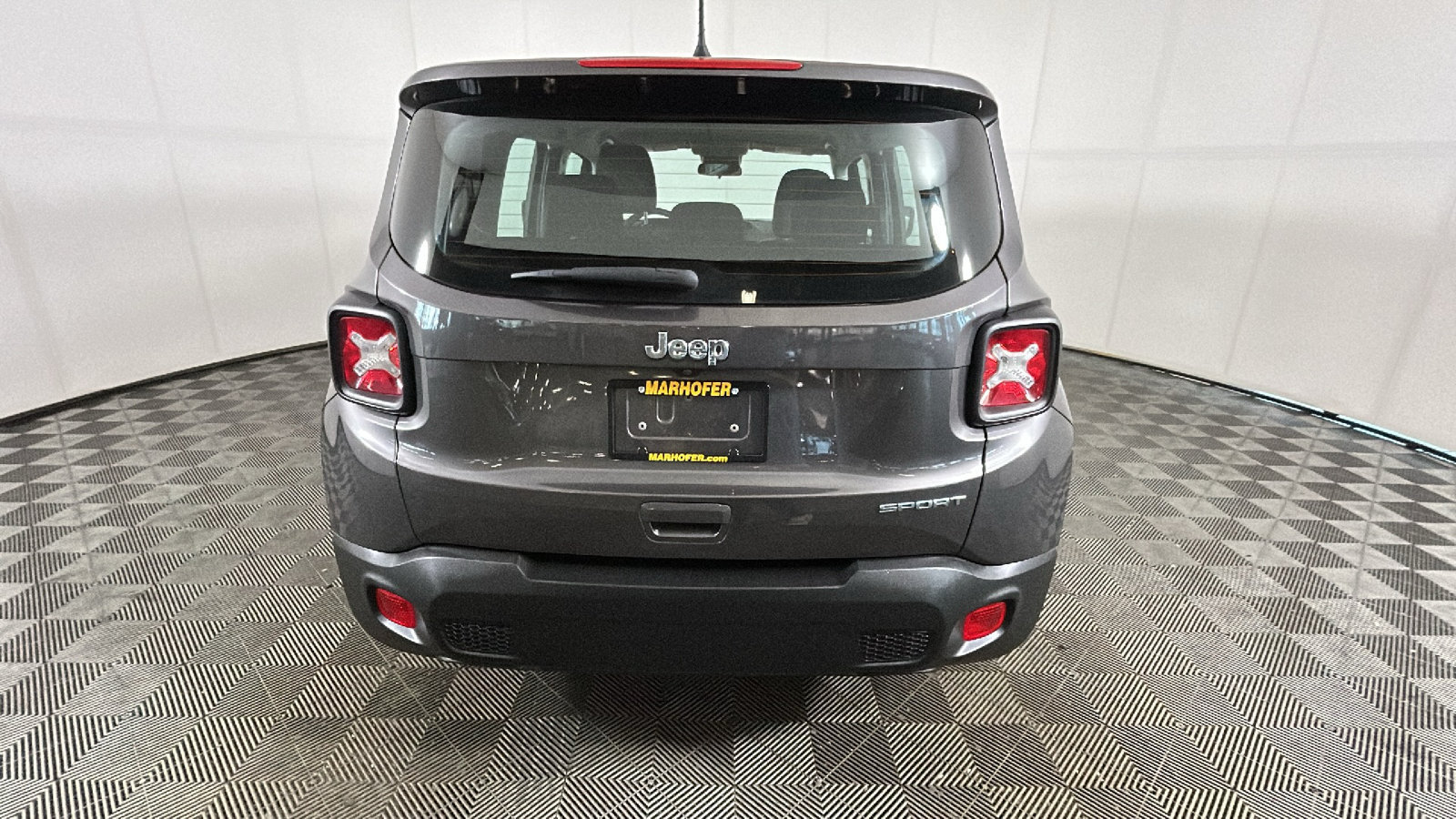 Used 2021 Jeep Renegade Sport FWD image 4