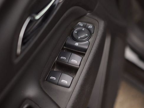 Used 2024 Chevrolet Equinox LT image 22