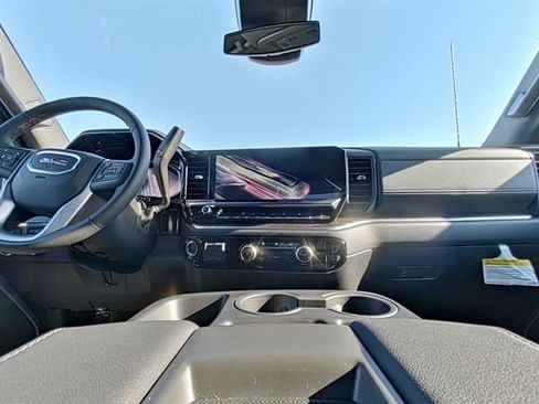New 2026 GMC Sierra 2500 SLE AWD/4WD image 24