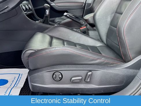 Used 2019 Volkswagen GTI Autobahn image 24