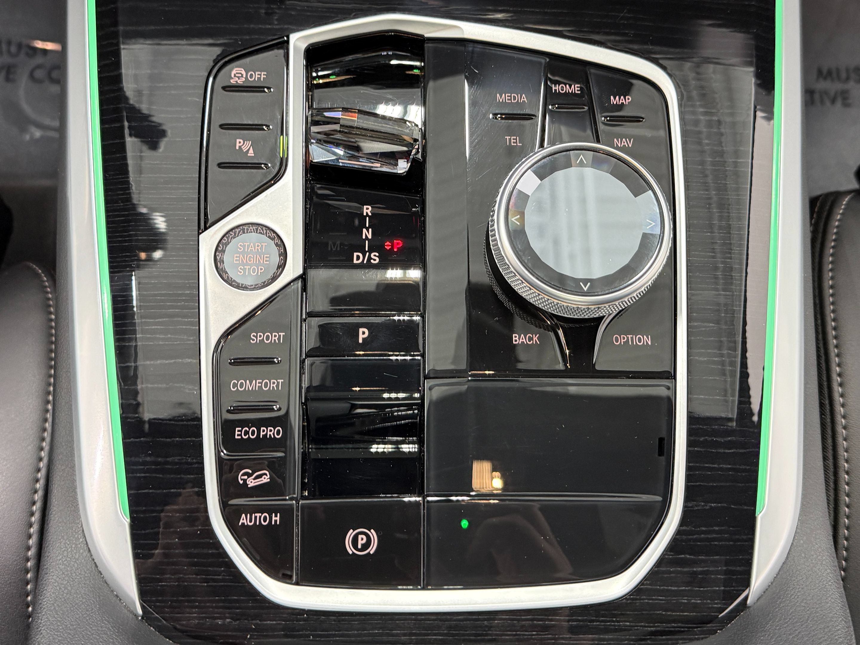 Used 2024 BMW X5 xDrive40i w/ Premium Essential Package AWD/4WD image 32
