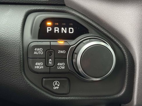 New 2026 RAM 1500 Big Horn AWD/4WD image 7