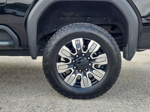 Used 2025 GMC Sierra 2500 Denali w/ Denali Reserve Package AWD/4WD image 34