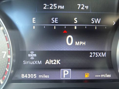 Used 2022 Nissan Armada SL w/ Midnight Edition Package RWD image 21