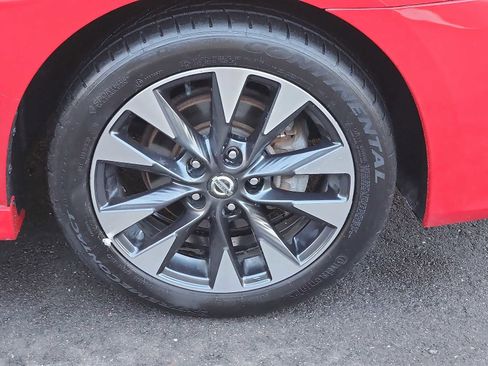 Used 2019 Nissan Sentra SR image 8